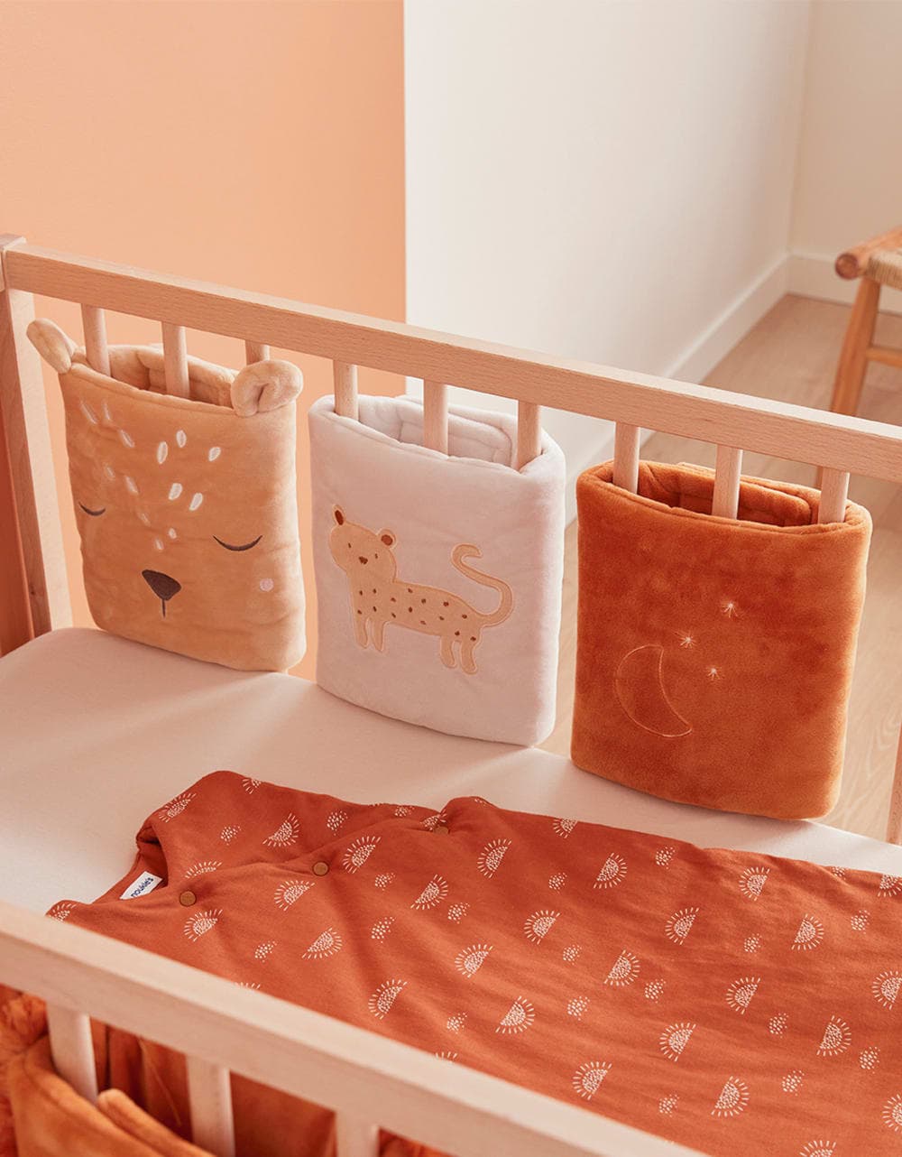 Protège barreaux pour lits et parcs bébé, multicolore - image 2