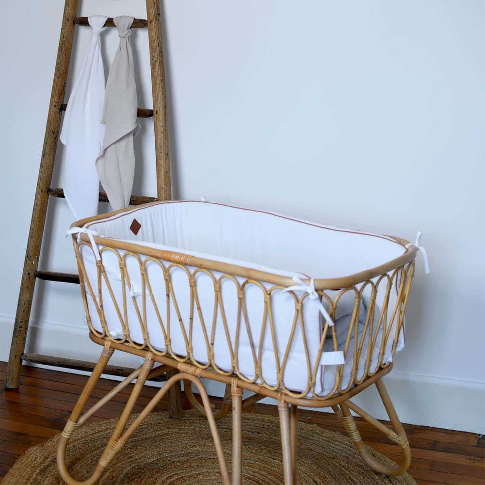 Tour de lit bébé en gaze de coton bleu 210x30 cm - image 3